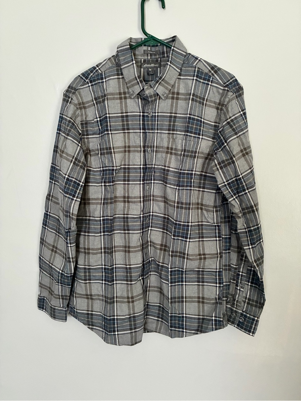 Eddie Bauer Rugged Gray Plaid Button-Down Shirt with Blue Accents men’s large